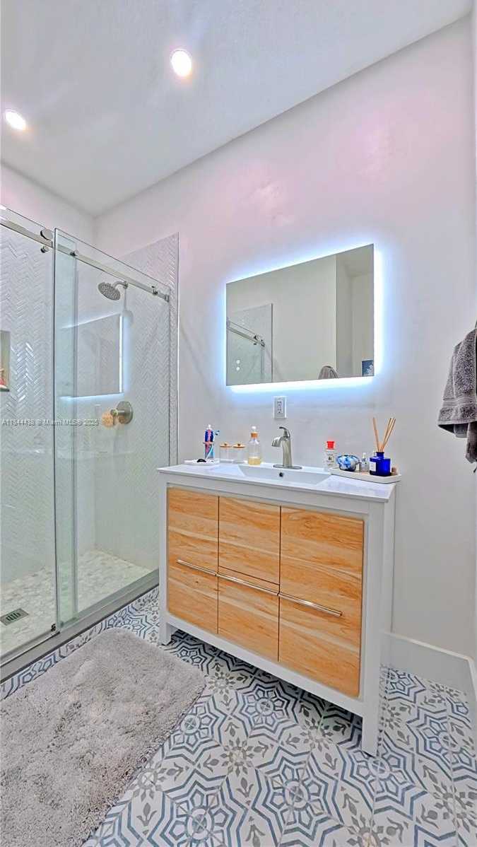 Small Image of 15500 SOUTH WEST 136TH ST #213, Miami Number 12