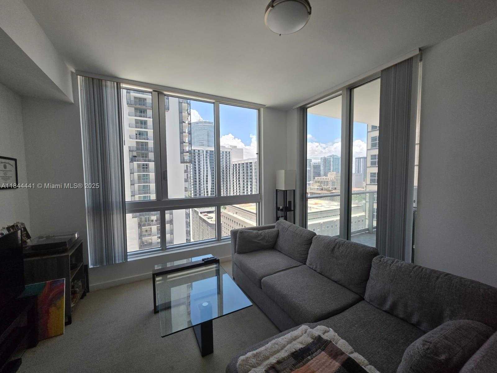 Small Image of Aston Martin Residences Sales Gallery, 300 Biscayne Blvd, Miami, FL 33131, USA Number 3