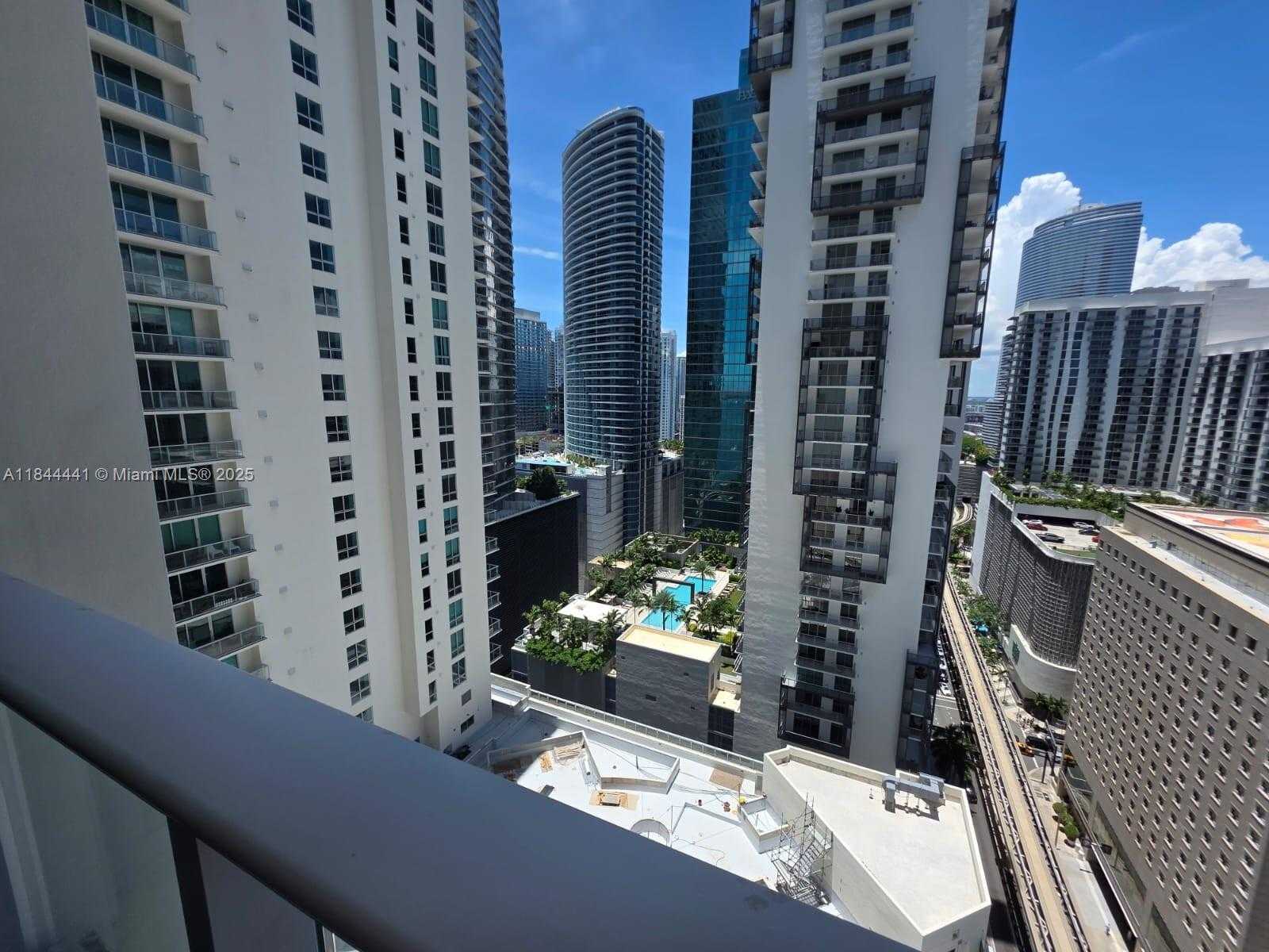 Small Image of Aston Martin Residences Sales Gallery, 300 Biscayne Blvd, Miami, FL 33131, USA Number 7
