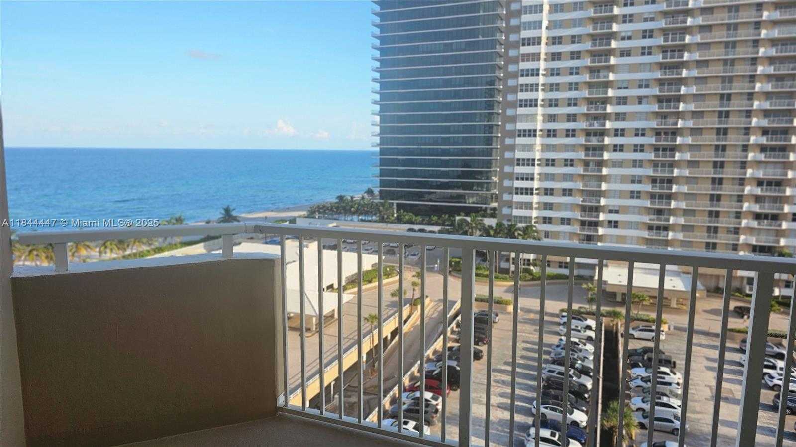 Small Image of 1950 SOUTH OCEAN DR #9C, Hallandale Beach Number 14