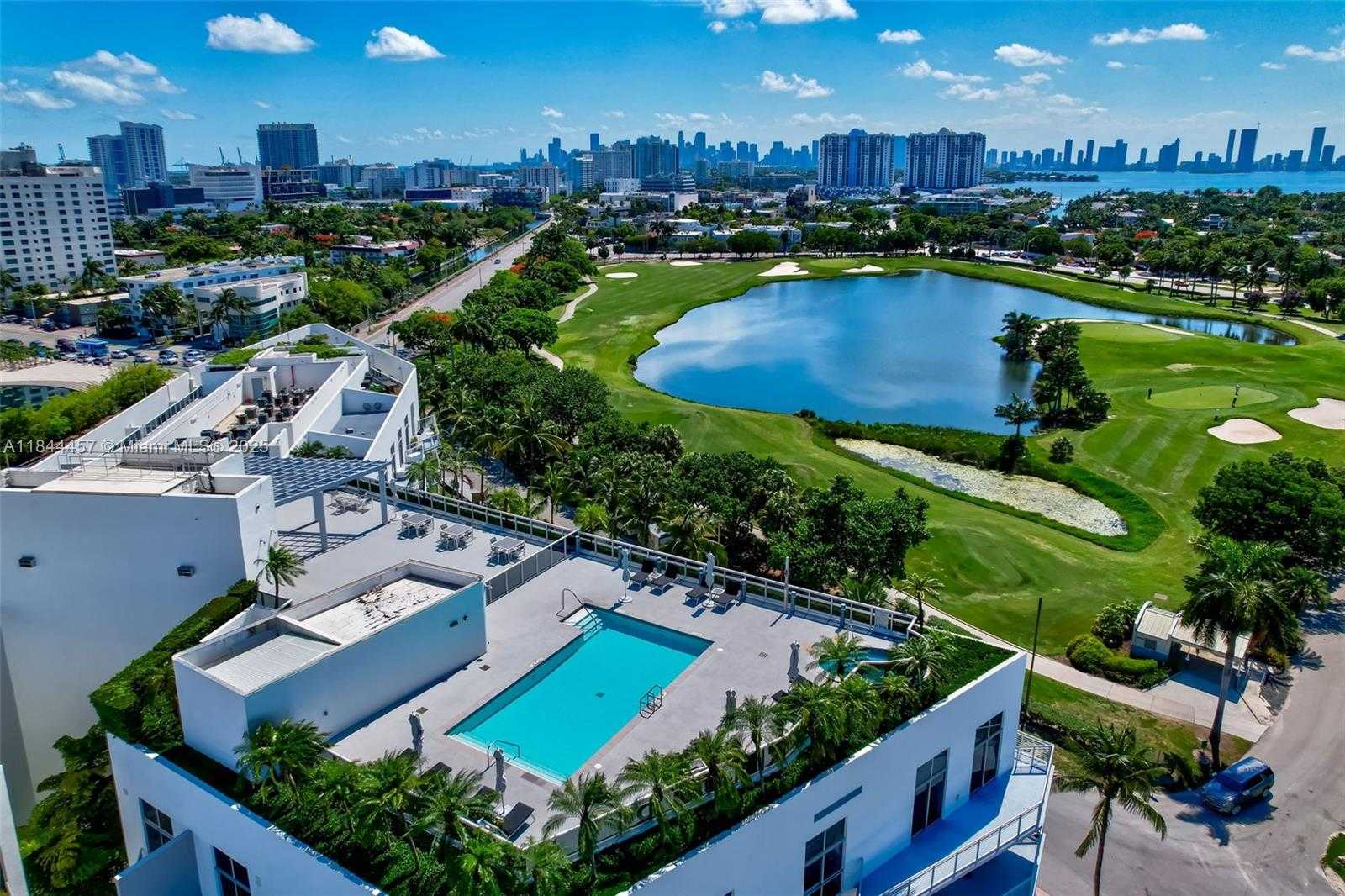 Small Image of 2001 MERIDIAN AVE #PH-15, Miami Beach Number 30