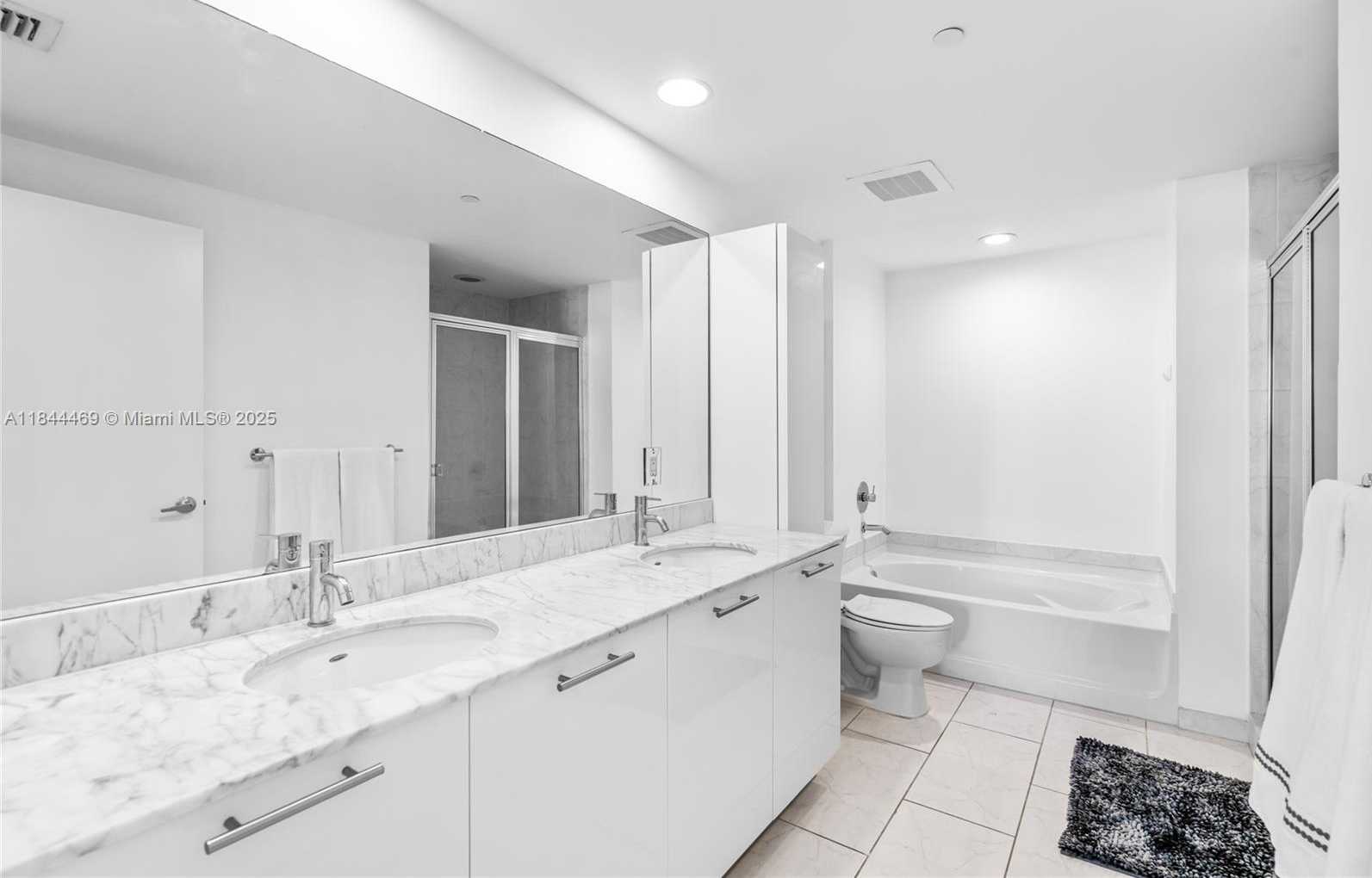 Small Image of 951 BRICKELL AVE #1505, Miami Number 27