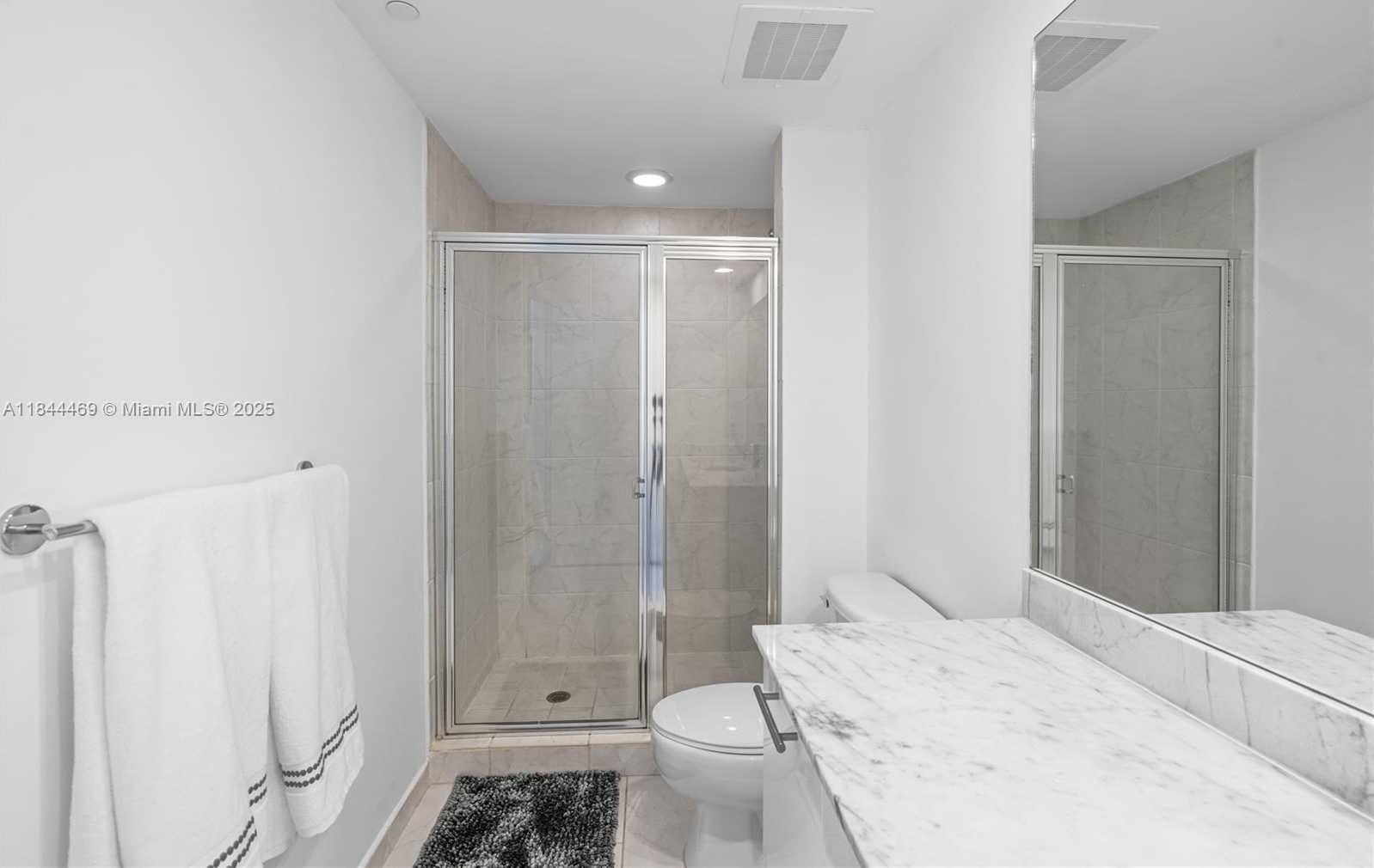 Small Image of 951 BRICKELL AVE #1505, Miami Number 36