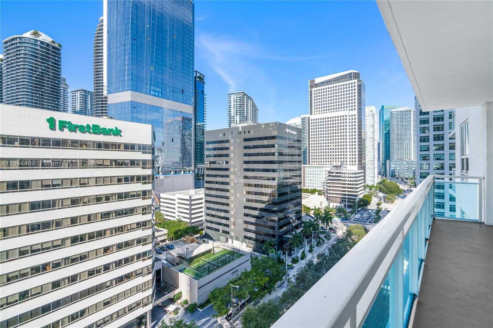 Small Image of 951 BRICKELL AVE #1505, Miami Number 9