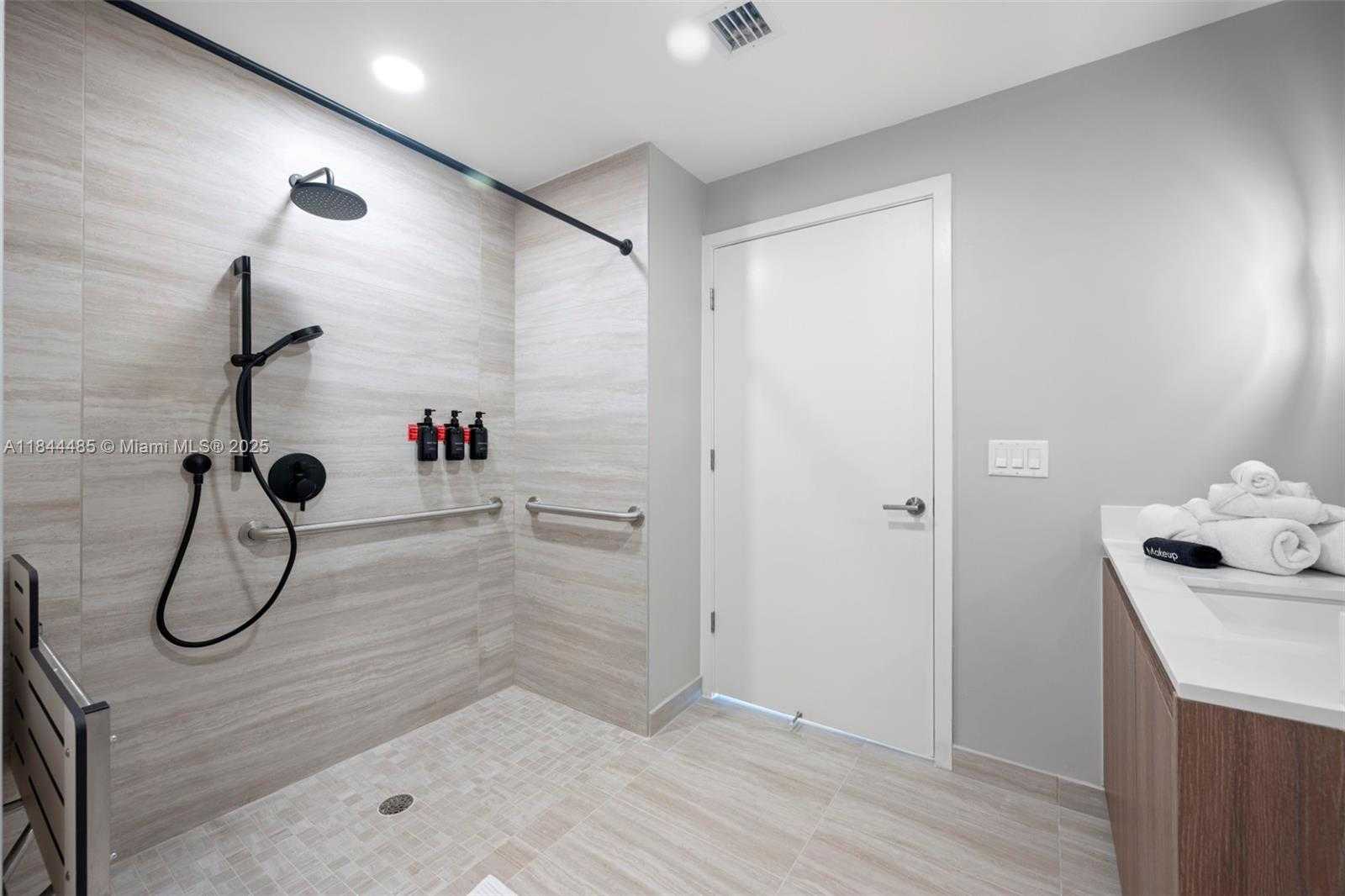 Small Image of 580 72ND ST #1009, Miami Beach Number 14