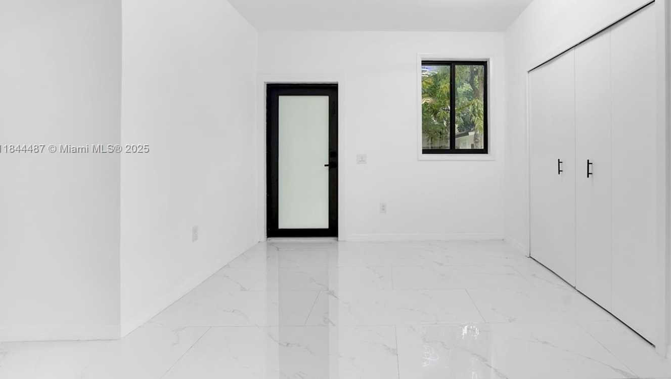 Small Image of 972 SOUTH WEST 44TH AVE, Miami Number 14