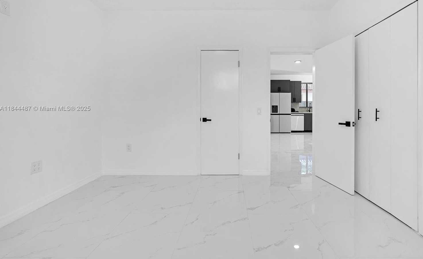 Small Image of 972 SOUTH WEST 44TH AVE, Miami Number 18