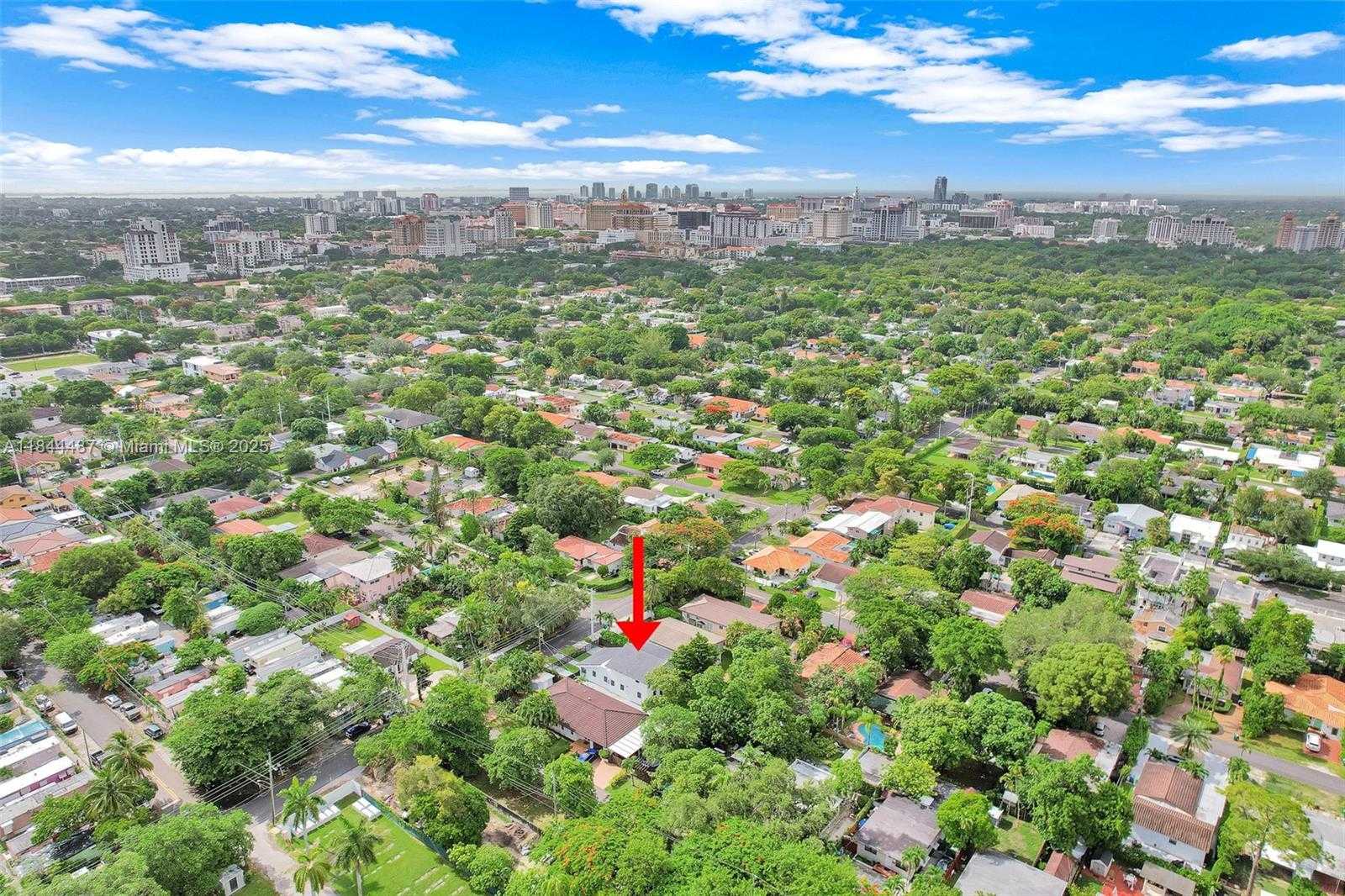 Small Image of 972 SOUTH WEST 44TH AVE, Miami Number 6