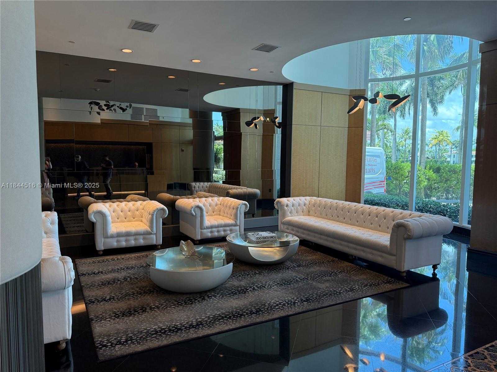 Small Image of 5025 COLLINS AVE #1908, Miami Beach Number 2