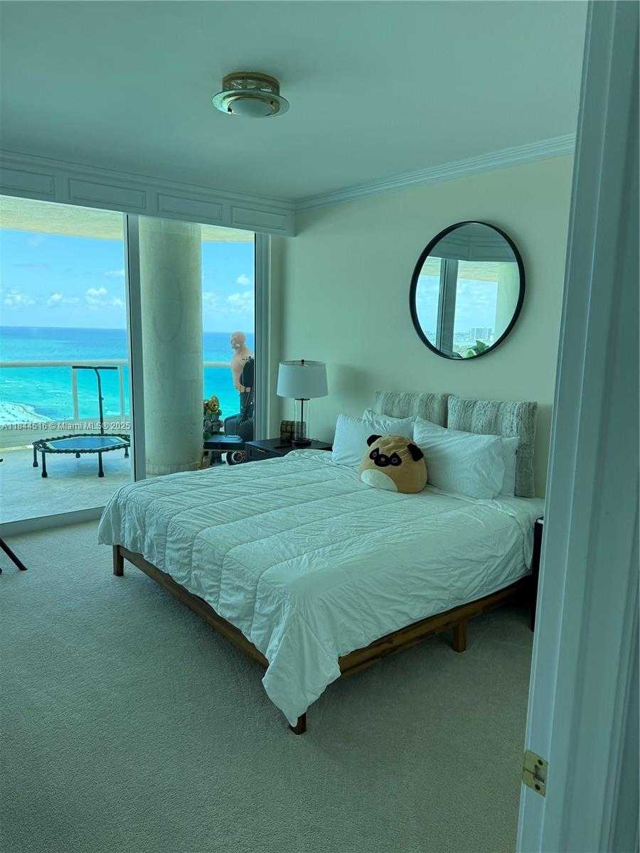 Small Image of 5025 COLLINS AVE #1908, Miami Beach Number 21