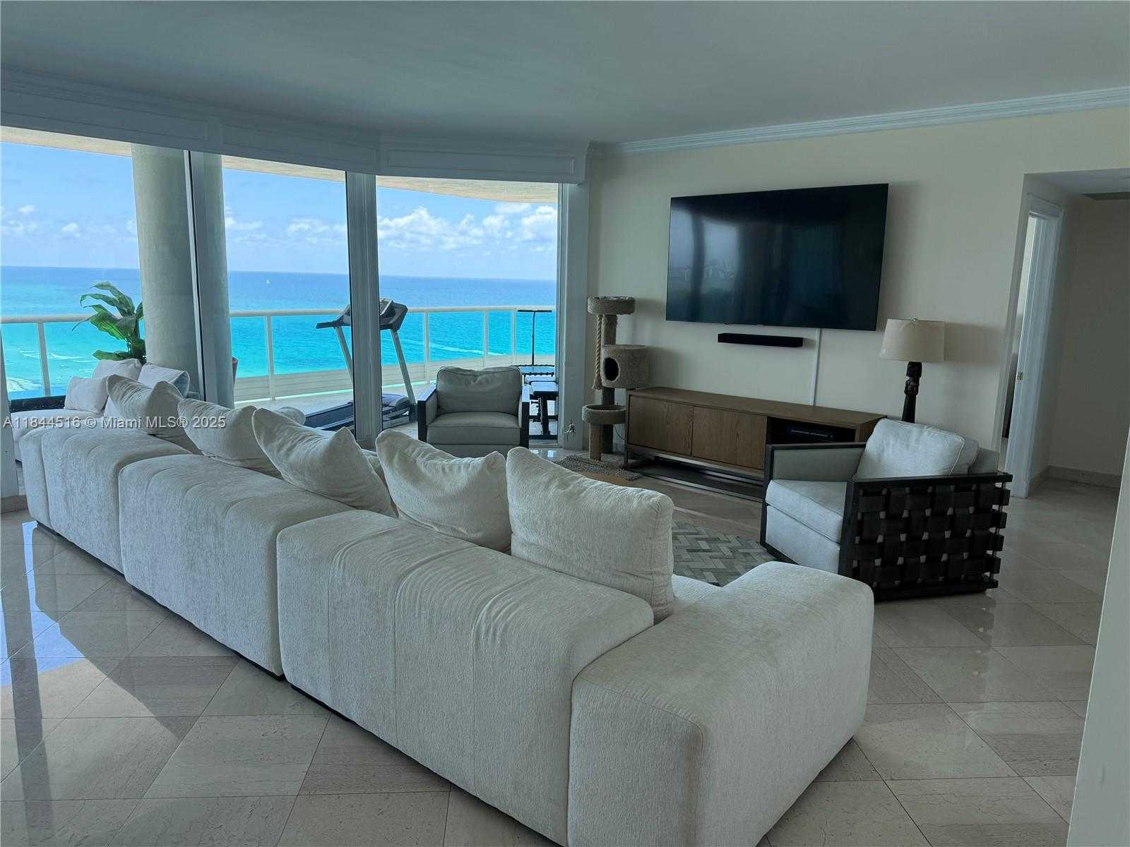 Small Image of 5025 COLLINS AVE #1908, Miami Beach Number 6