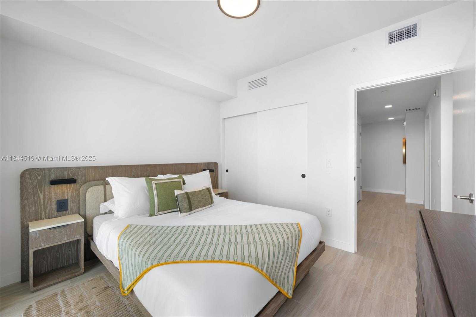 Small Image of 580 72ND ST #1210, Miami Beach Number 10
