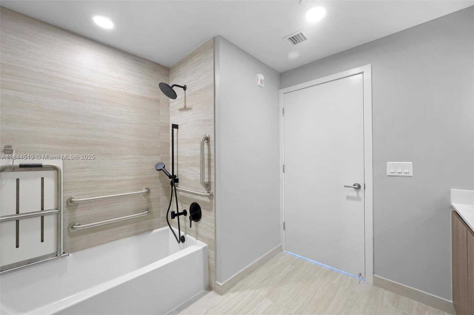 Small Image of 580 72ND ST #1210, Miami Beach Number 17