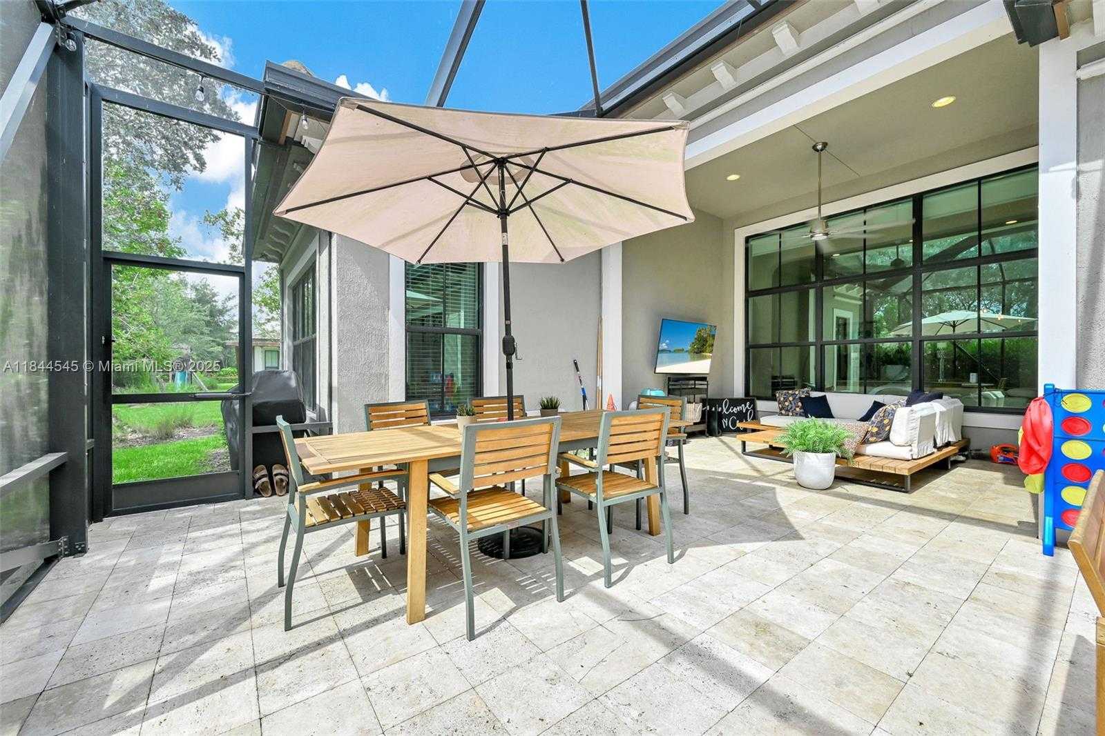 Small Image of 8855 WEST WATERCREST CIR W, Parkland Number 22