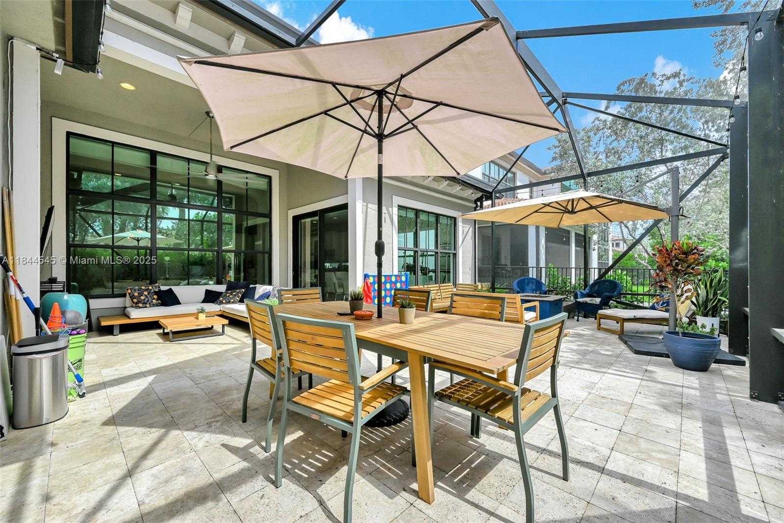 Small Image of 8855 WEST WATERCREST CIR W, Parkland Number 23
