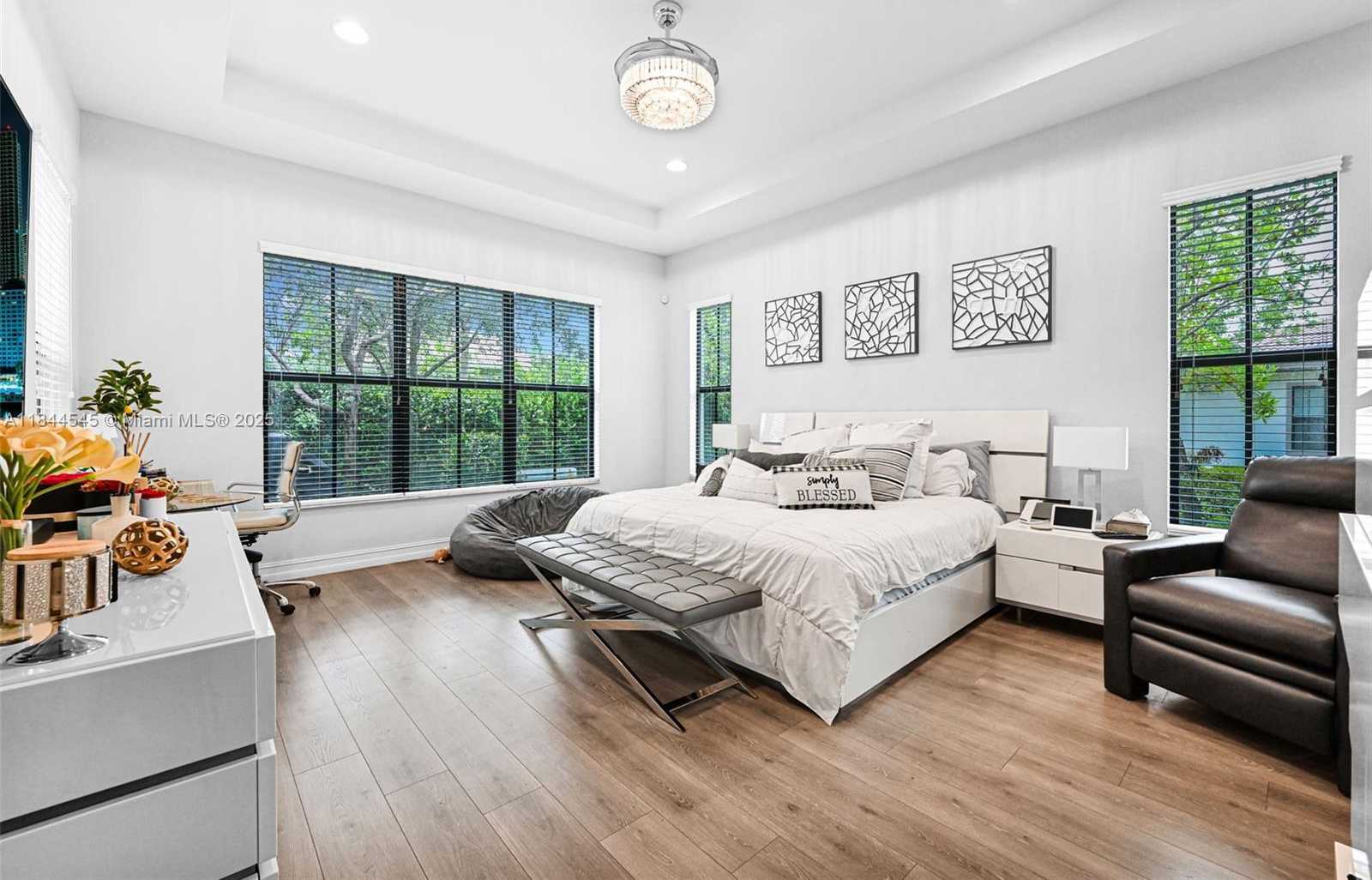 Small Image of 8855 WEST WATERCREST CIR W, Parkland Number 38