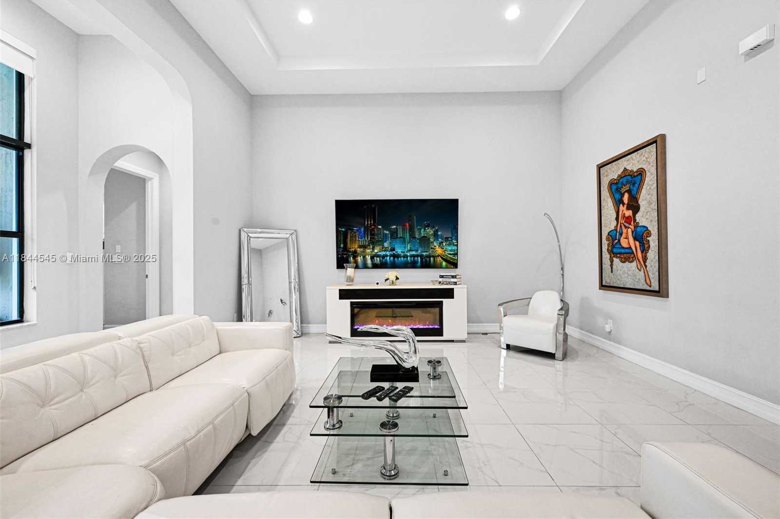Small Image of 8855 WEST WATERCREST CIR W, Parkland Number 42
