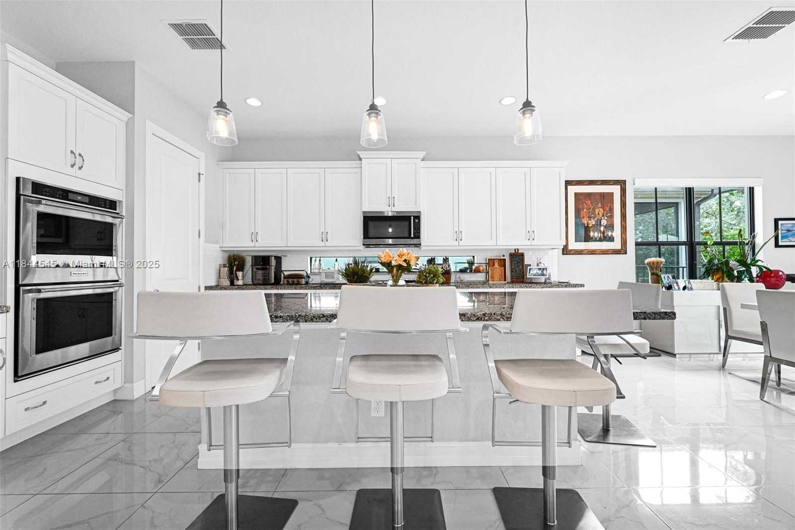 Small Image of 8855 WEST WATERCREST CIR W, Parkland Number 45