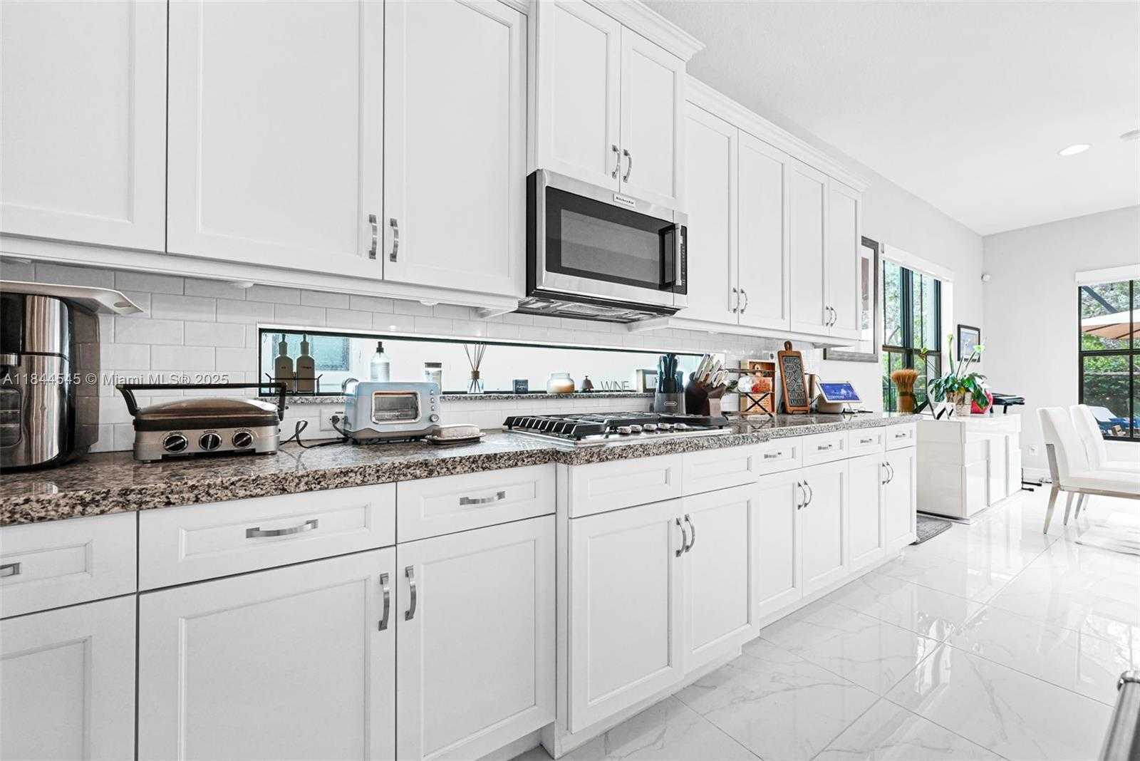 Small Image of 8855 WEST WATERCREST CIR W, Parkland Number 52