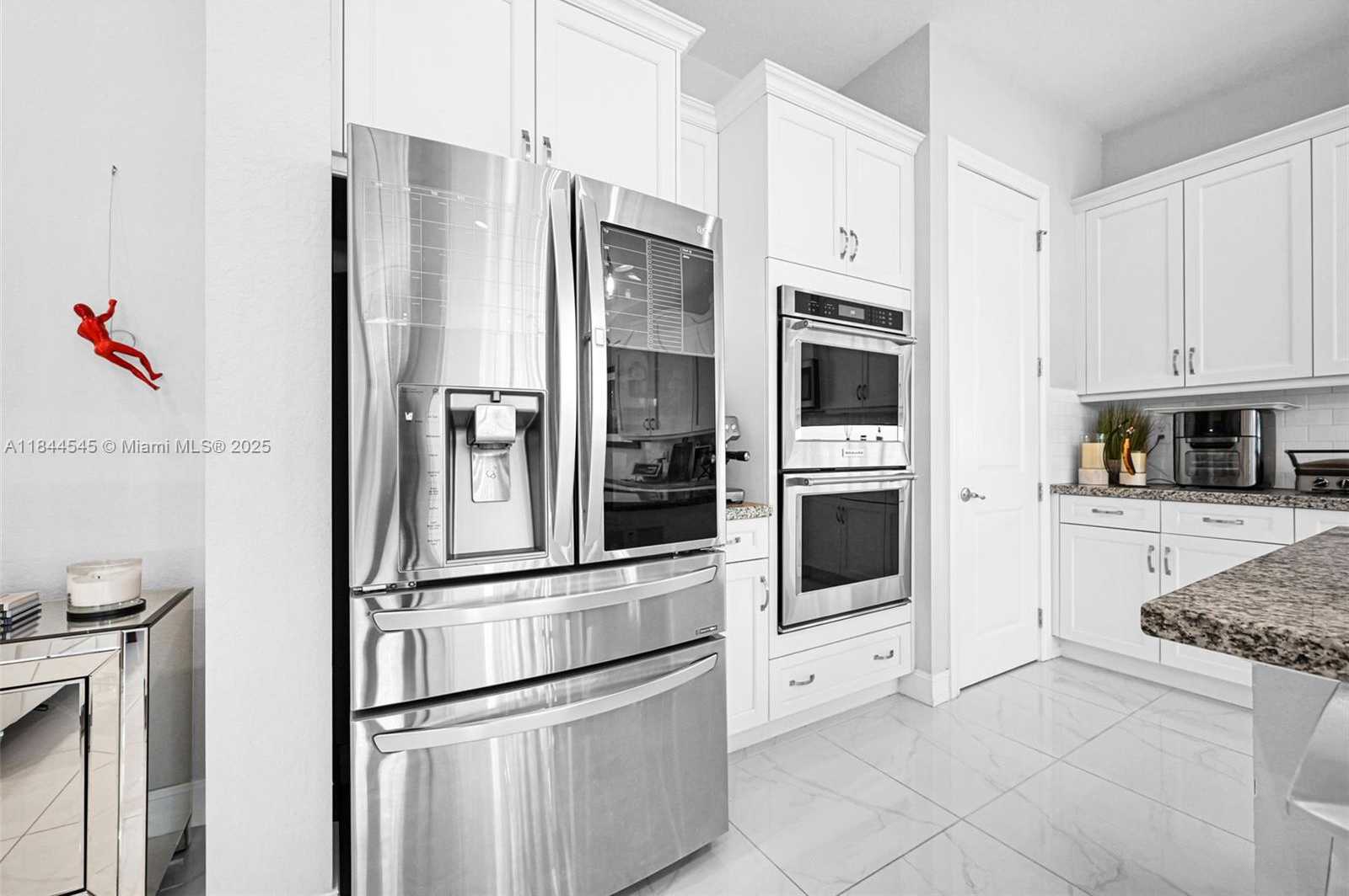 Small Image of 8855 WEST WATERCREST CIR W, Parkland Number 54