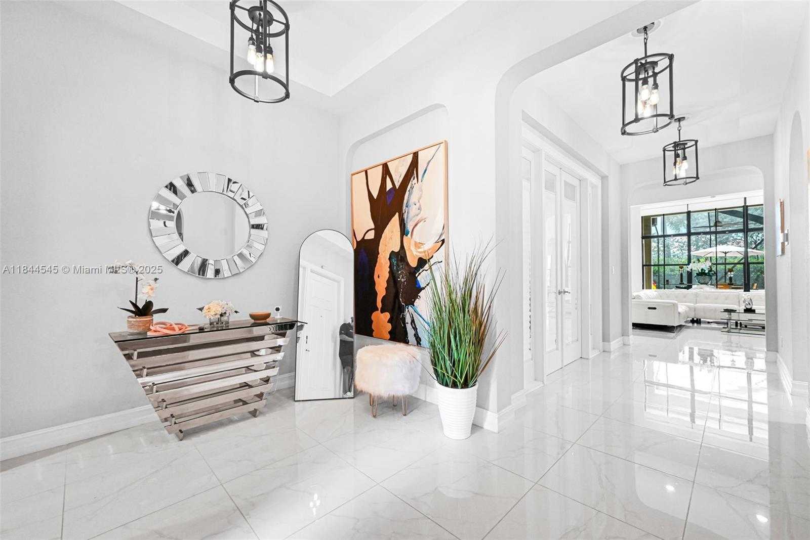 Small Image of 8855 WEST WATERCREST CIR W, Parkland Number 66