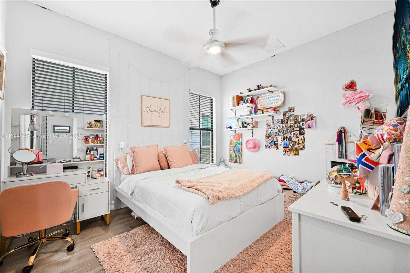 Small Image of 8855 WEST WATERCREST CIR W, Parkland Number 68