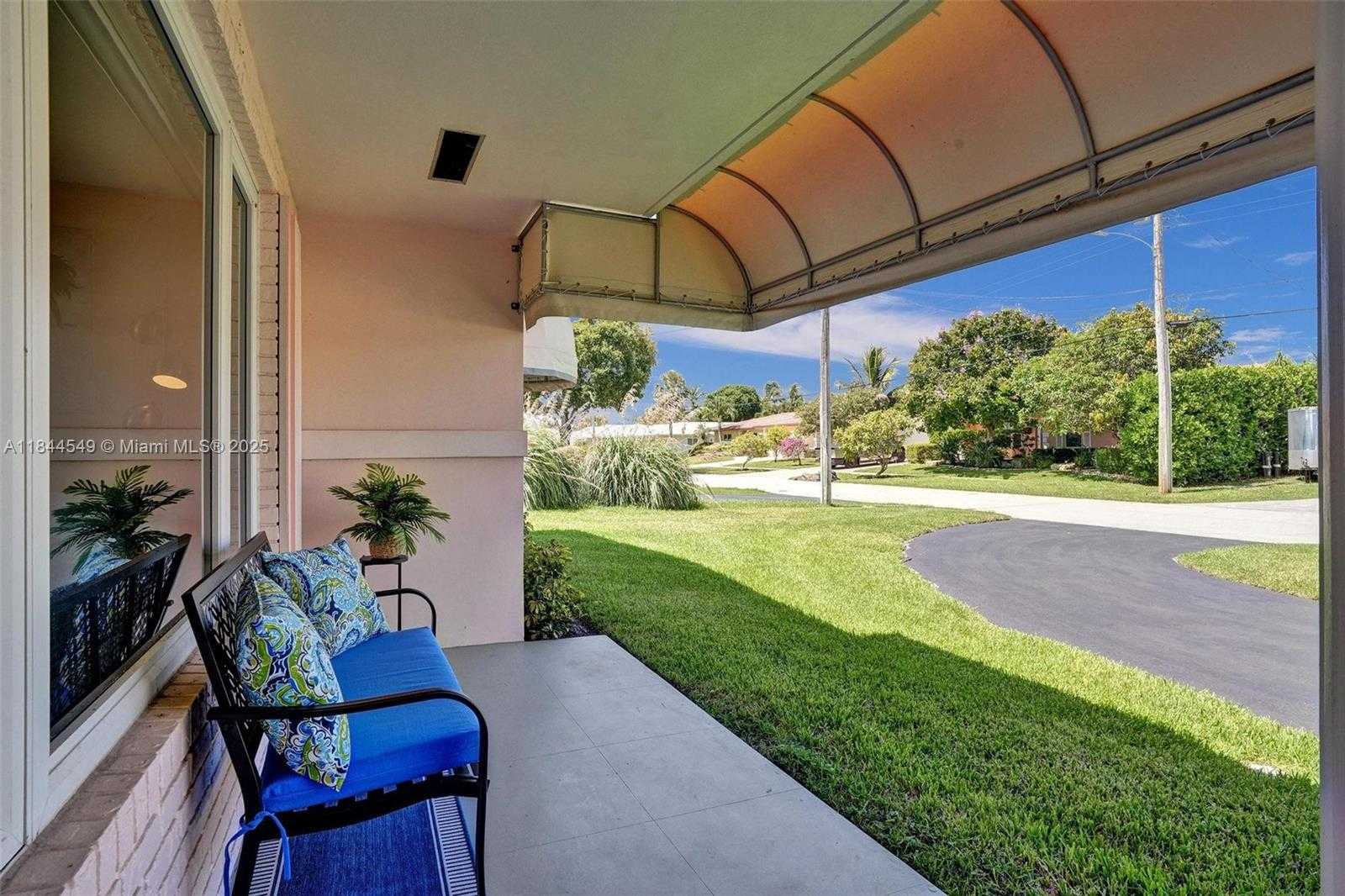 Small Image of 1014 SOUTH EAST 14TH AVE, Deerfield Beach Number 23