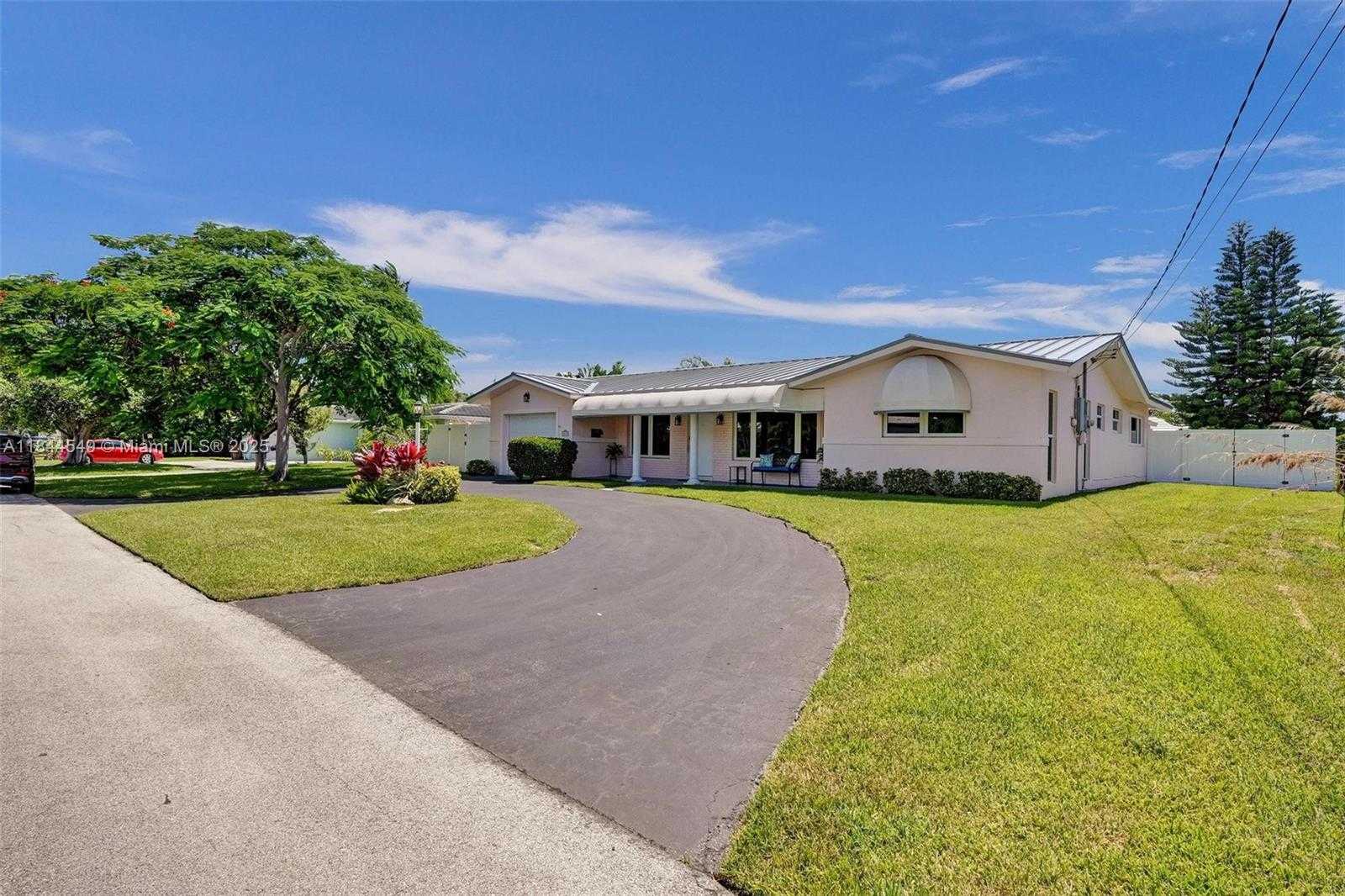 Small Image of 1014 SOUTH EAST 14TH AVE, Deerfield Beach Number 24