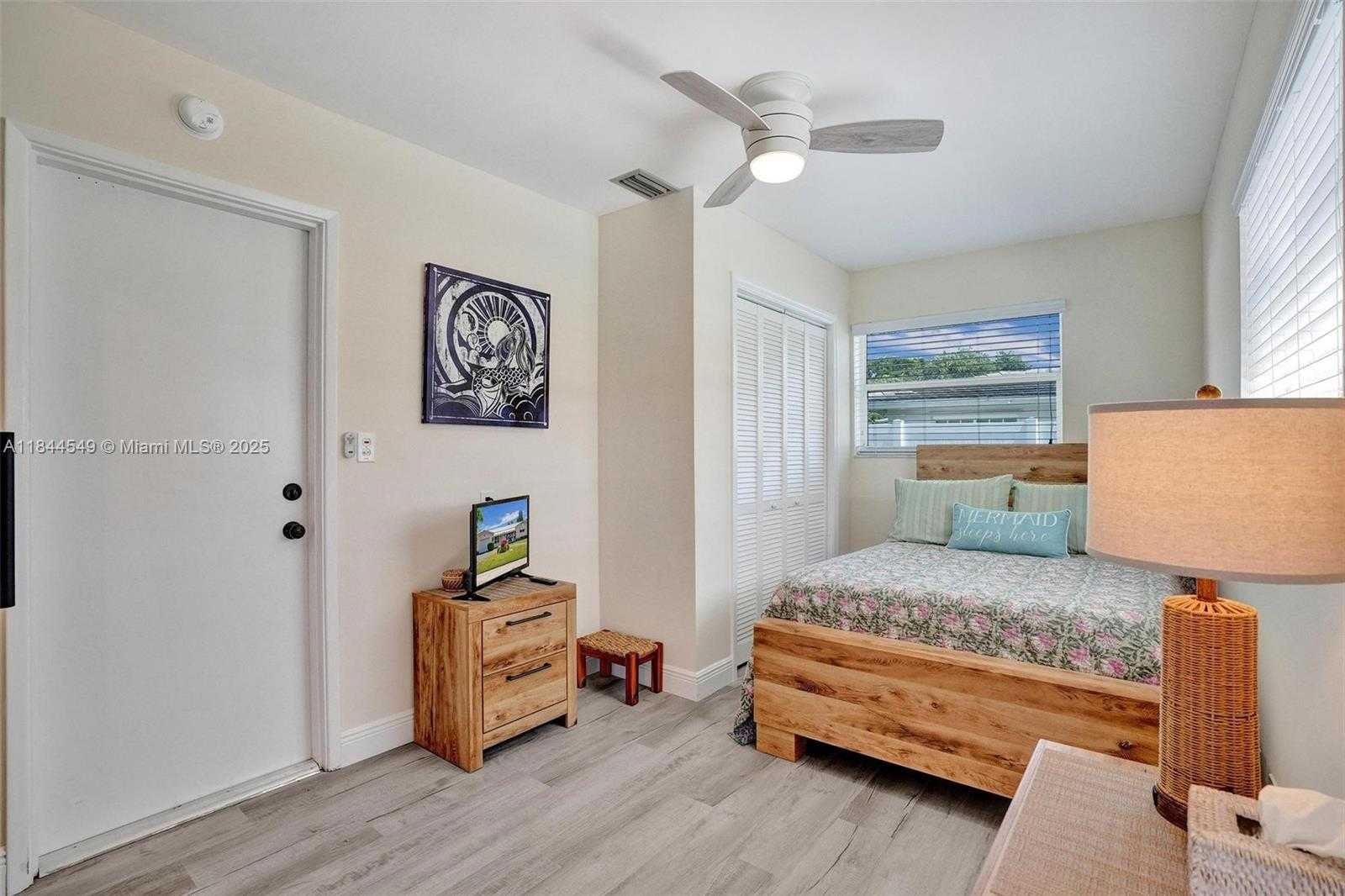 Small Image of 1014 SOUTH EAST 14TH AVE, Deerfield Beach Number 33