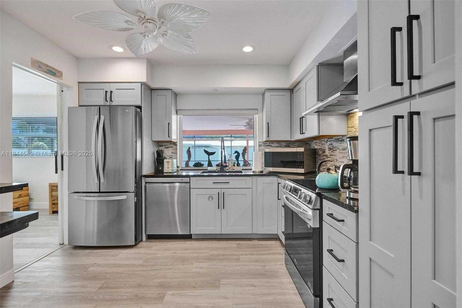 Small Image of 1014 SOUTH EAST 14TH AVE, Deerfield Beach Number 57