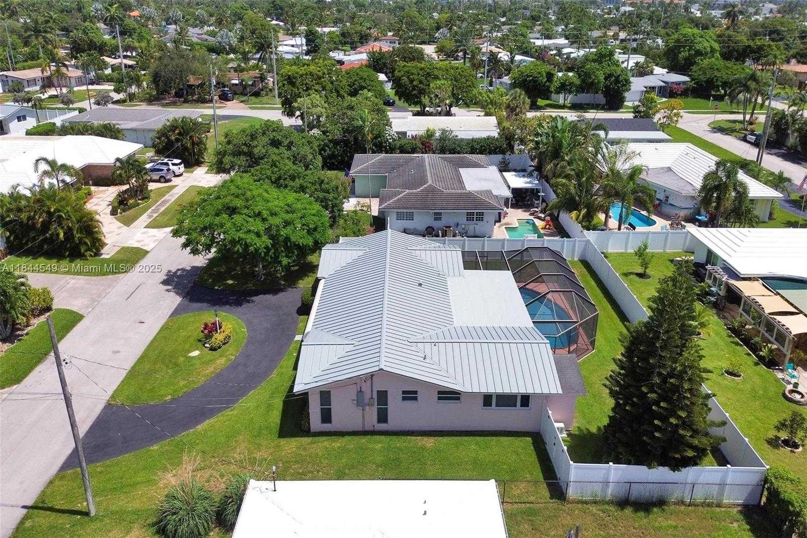 Small Image of 1014 SOUTH EAST 14TH AVE, Deerfield Beach Number 78