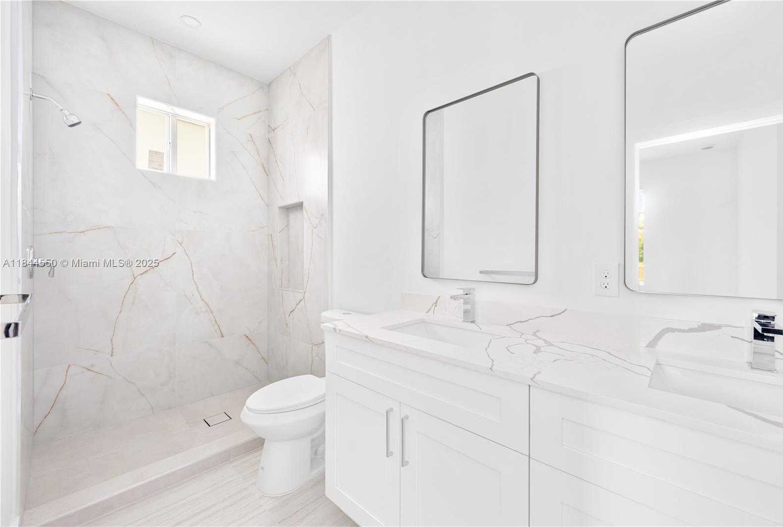 Small Image of 10745 SOUTH WEST 217TH ST #10745, Miami Number 17