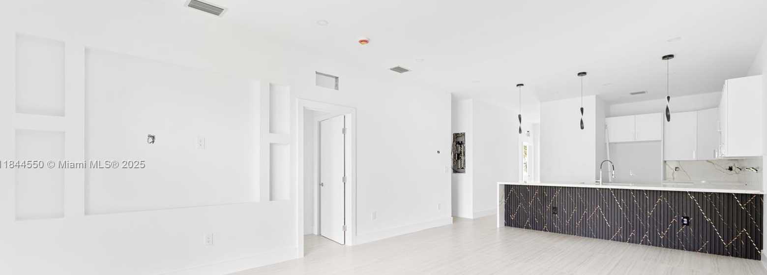 Small Image of 10745 SOUTH WEST 217TH ST #10745, Miami Number 5