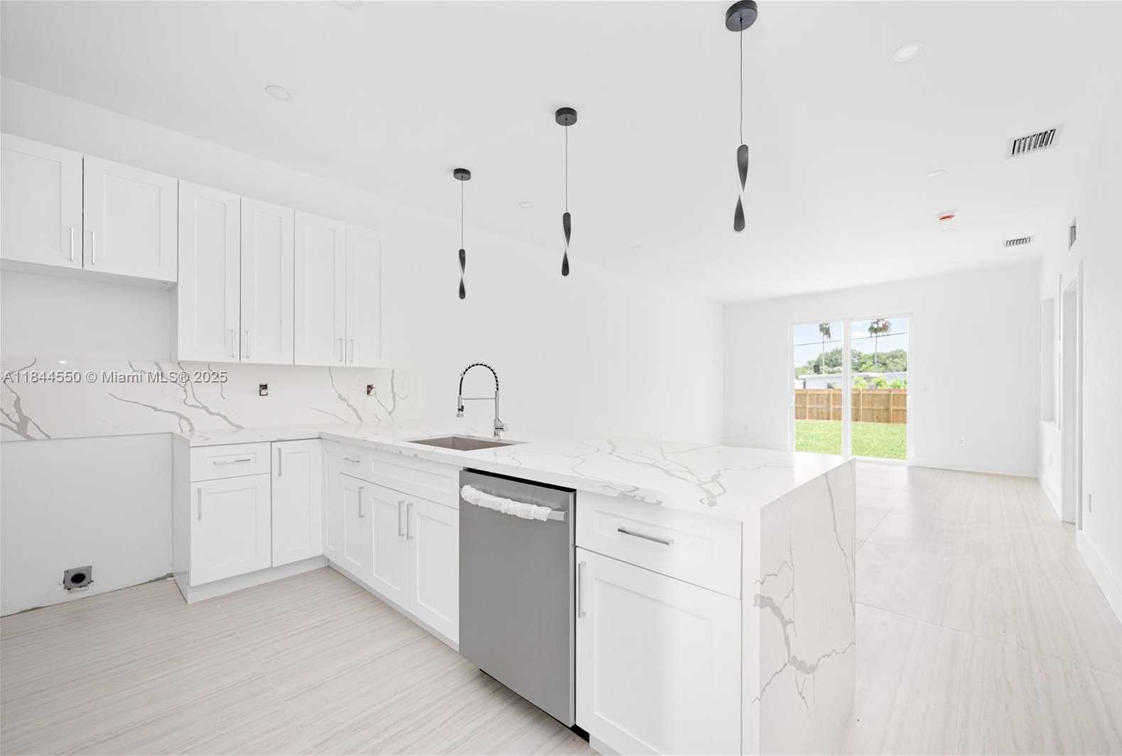 Small Image of 10745 SOUTH WEST 217TH ST #10745, Miami Number 6