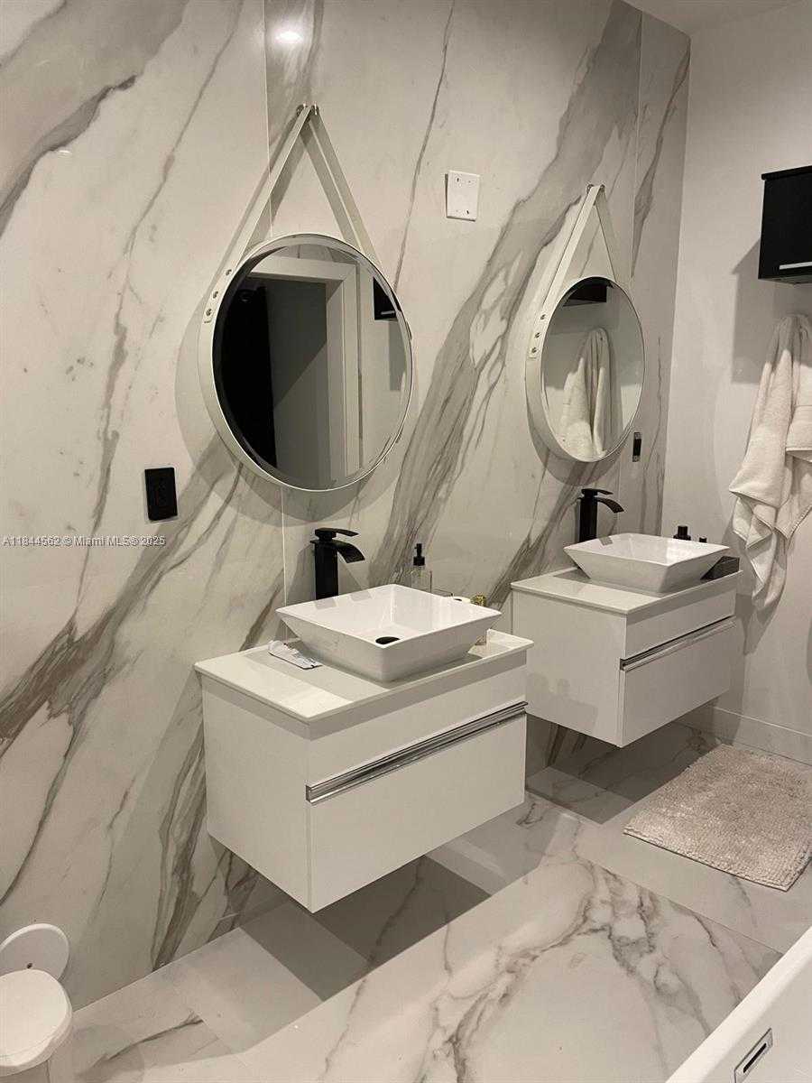 Small Image of 2981 SOUTH WEST 12TH ST, Miami Number 14