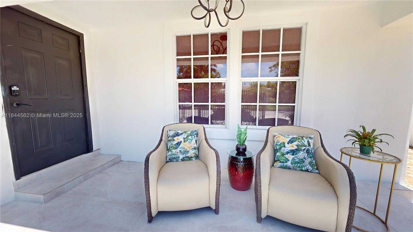 Small Image of 2981 SOUTH WEST 12TH ST, Miami Number 3