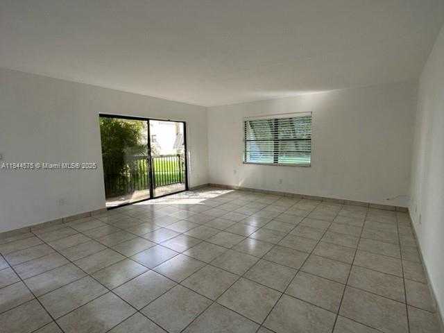 Small Image of 7965 SOUTH WEST 86 ST #101, Miami Number 3