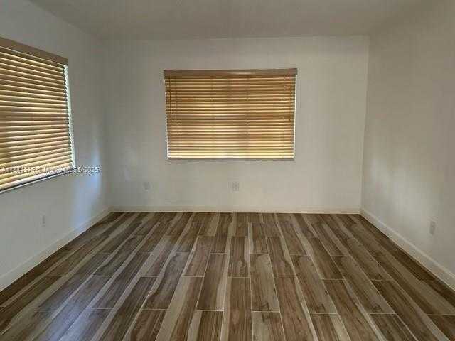 Small Image of 7965 SOUTH WEST 86 ST #101, Miami Number 9
