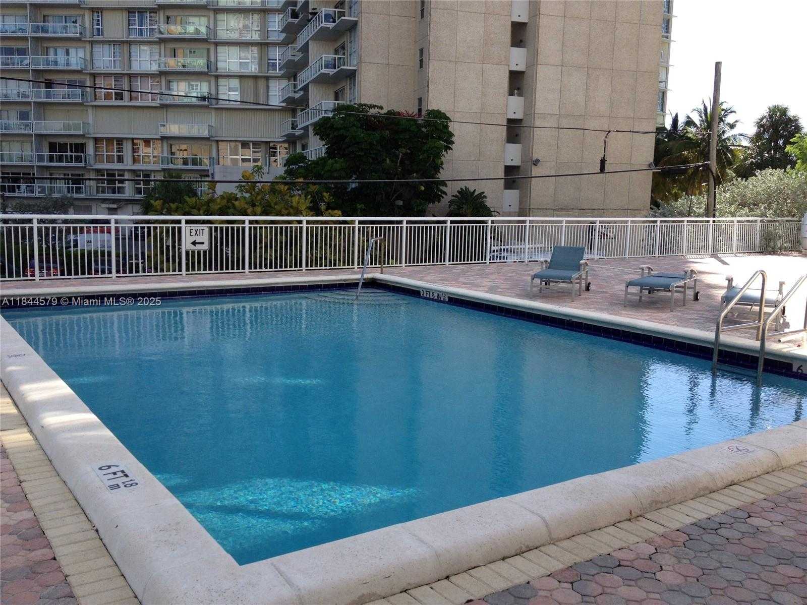 Small Image of 145 SOUTH EAST 25TH RD #301, Miami Number 10