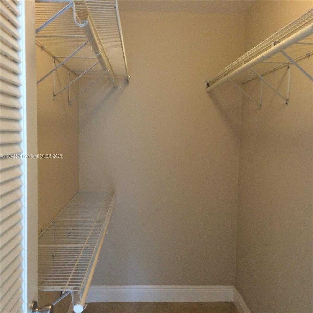 Small Image of 145 SOUTH EAST 25TH RD #301, Miami Number 7