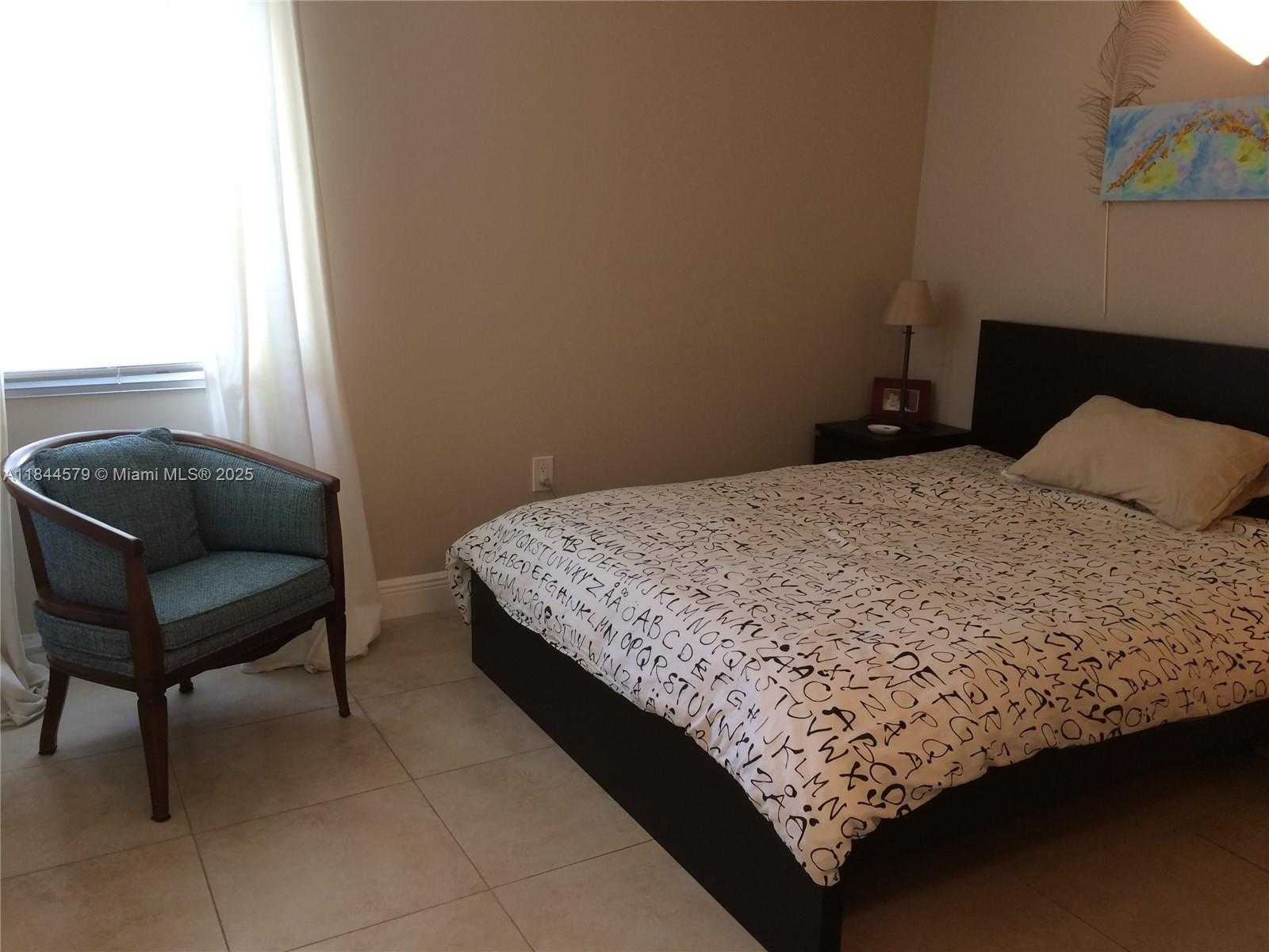 Small Image of 145 SOUTH EAST 25TH RD #301, Miami Number 8