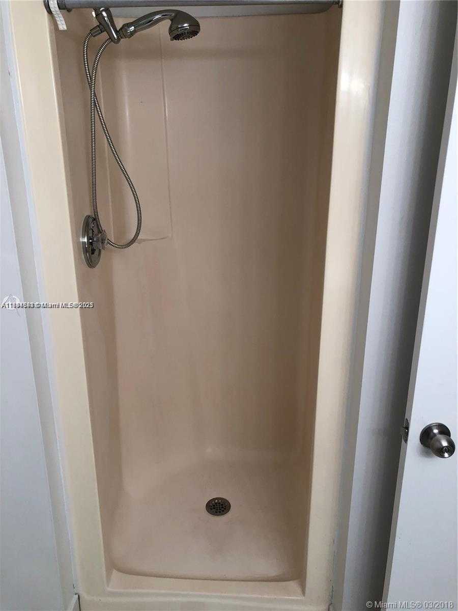 Small Image of 9421 FONTAINEBLEAU BLVD #212-35, Miami Number 10