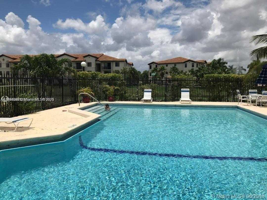 Small Image of 9421 FONTAINEBLEAU BLVD #212-35, Miami Number 13