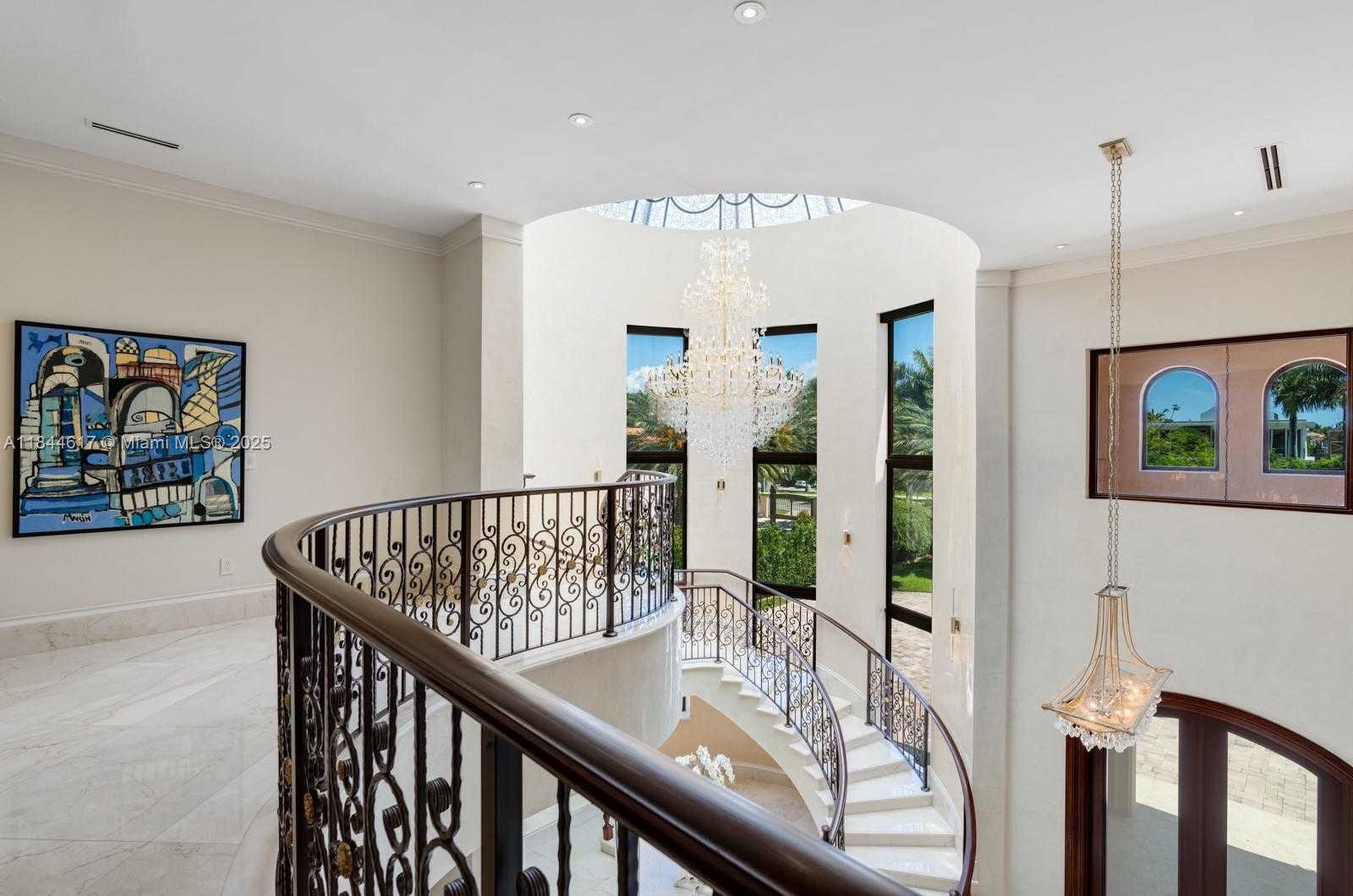 Small Image of 198 PALM AVE, Miami Beach Number 6