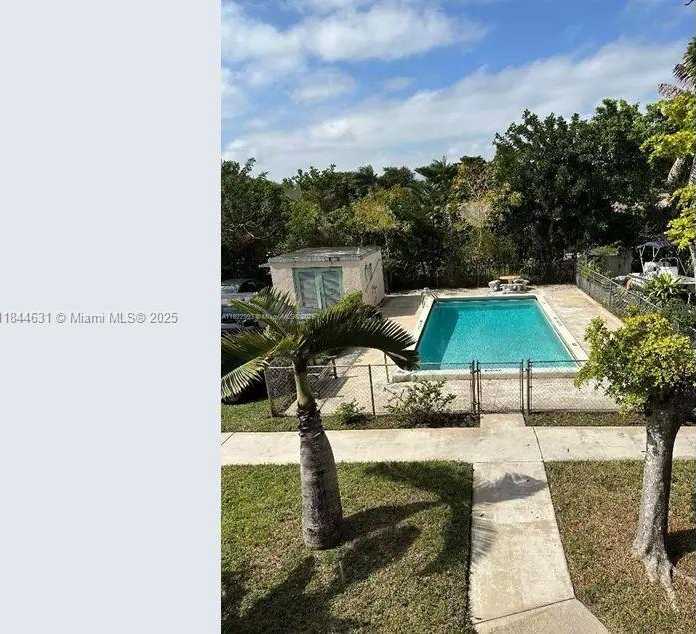 Small Image of 2225 MONROE ST #B6, Hollywood Number 19