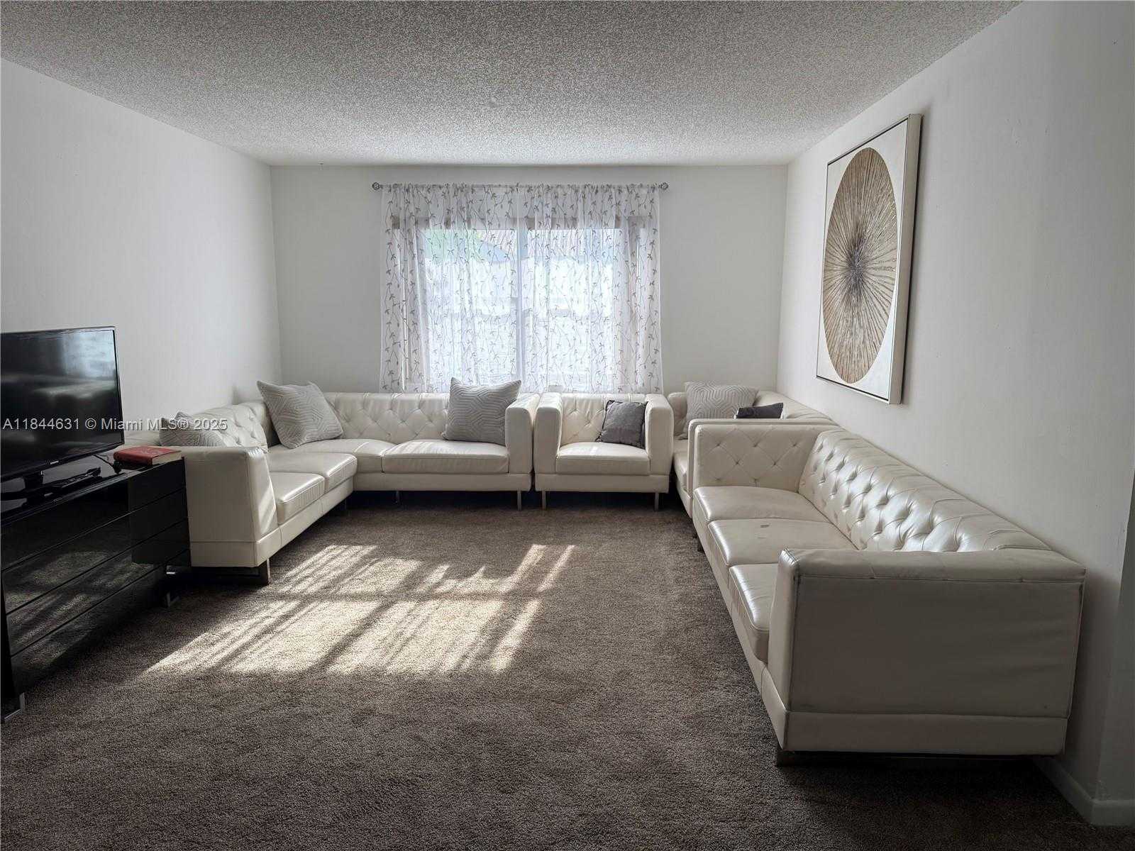 Small Image of 2225 MONROE ST #B6, Hollywood Number 21