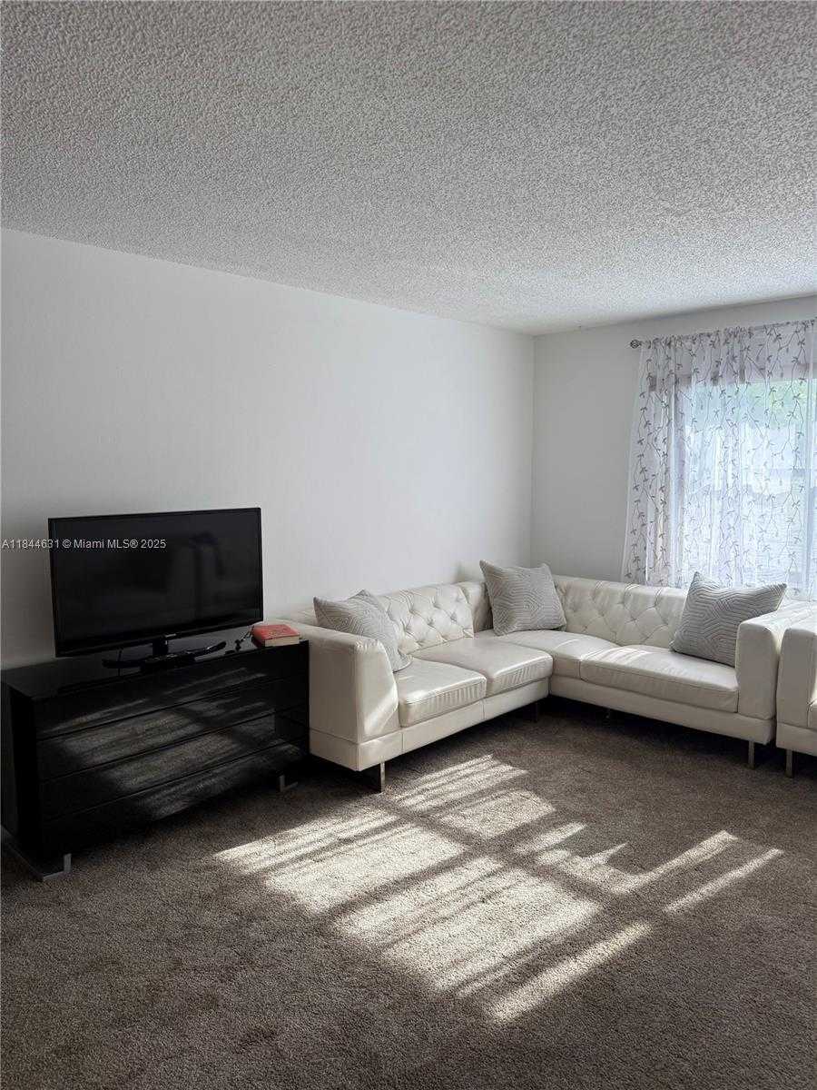 Small Image of 2225 MONROE ST #B6, Hollywood Number 26