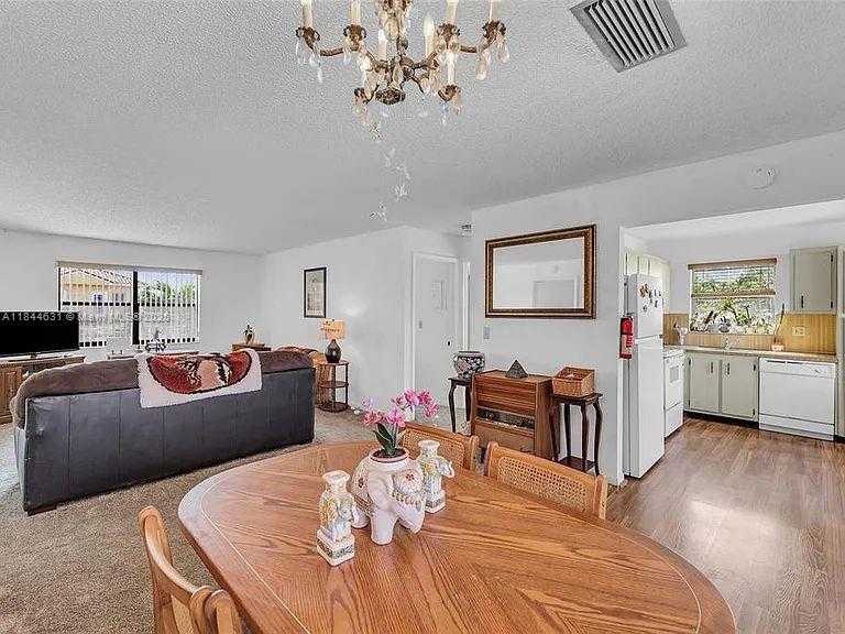 Small Image of 2225 MONROE ST #B6, Hollywood Number 5