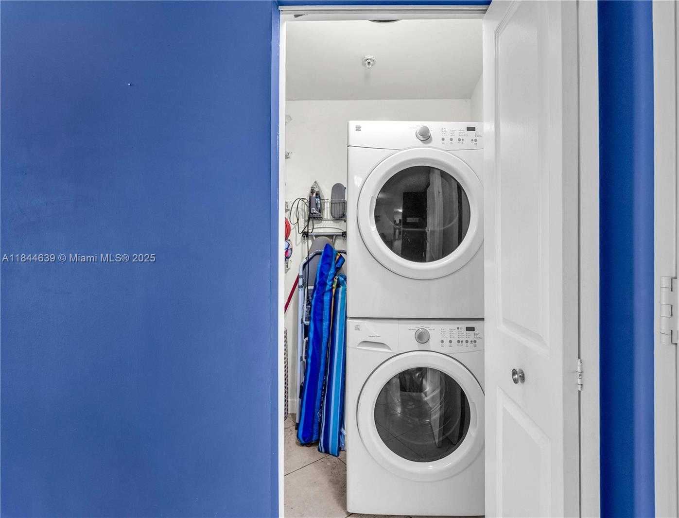 Small Image of 2280 SOUTH WEST 32ND AVE #403, Miami Number 19