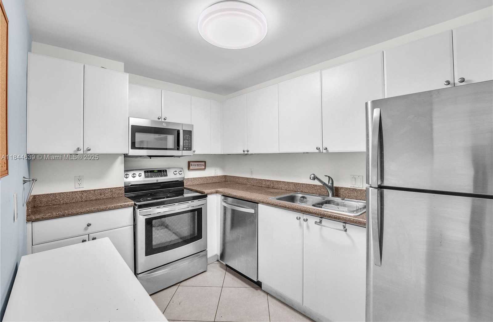 Small Image of 2280 SOUTH WEST 32ND AVE #403, Miami Number 5
